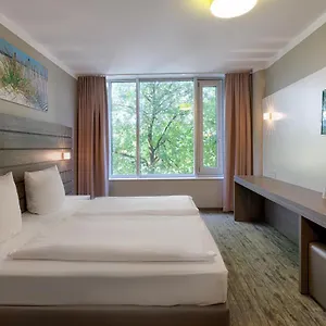 Hotell Tulip Messe, München